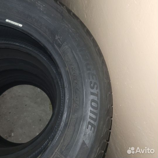 Bridgestone Turanza T001 225/60 R16
