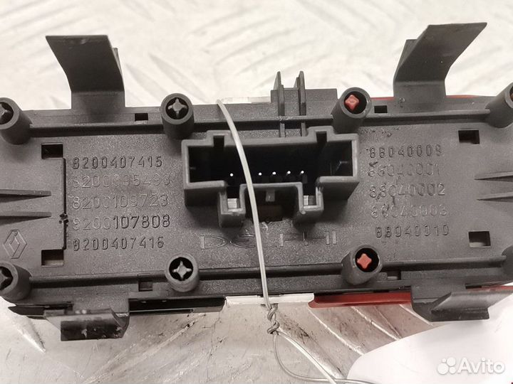 Кнопка аварийной сигнализации Renault Scenic 2