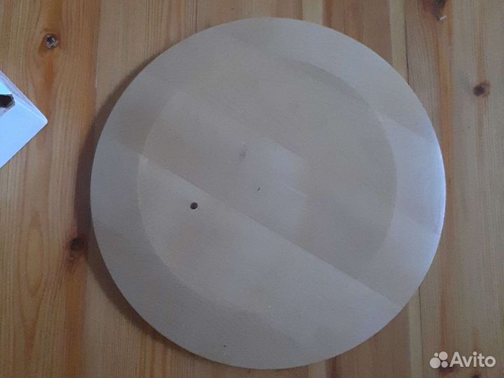 Тарелка деревянная с ручной росписью