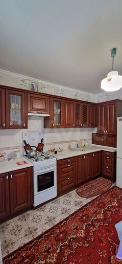 2-к. квартира, 69 м², 3/9 эт.