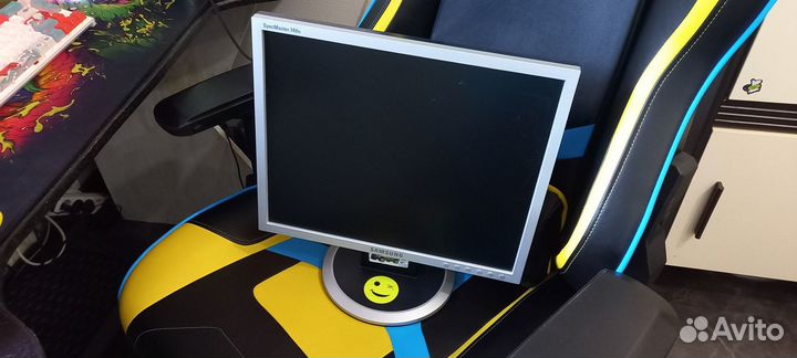 Продаю два монитора acer и samsung