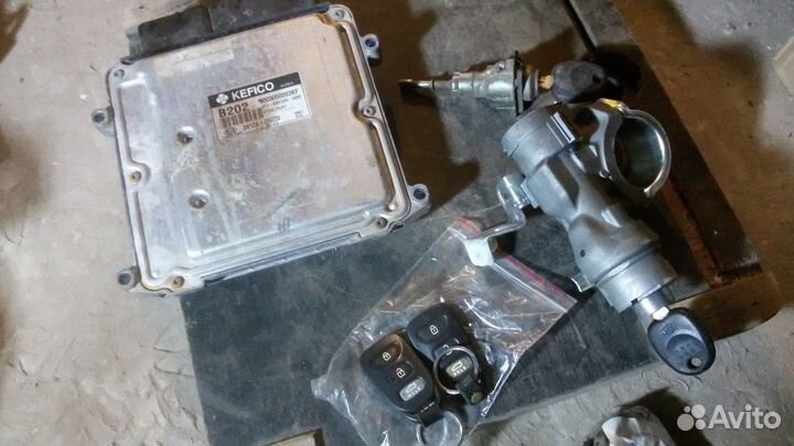 Киа церато 2 блок управления двигателем комплект