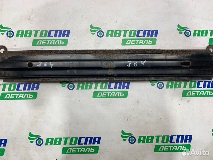 Усилитель бампера передний Hyundai I30 хетчбек