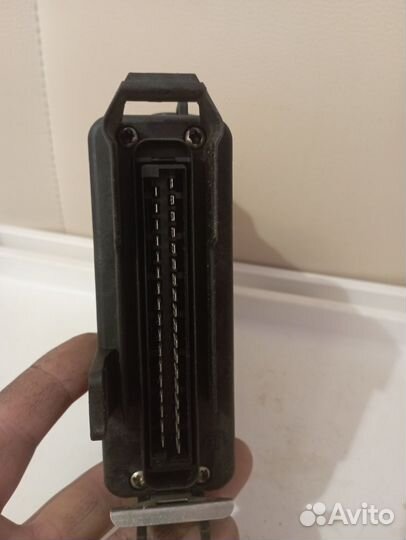 Эбу мозги на Audi 80 B3 0261200251