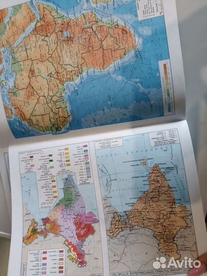 Атлас по географии 10 класс