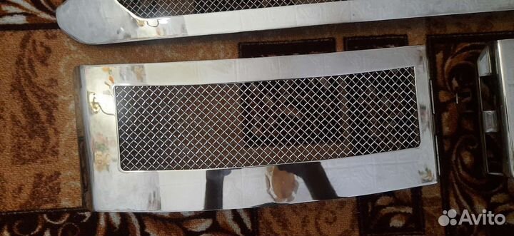 Решетка радиатора, жабры Range rover Voge 2006-09