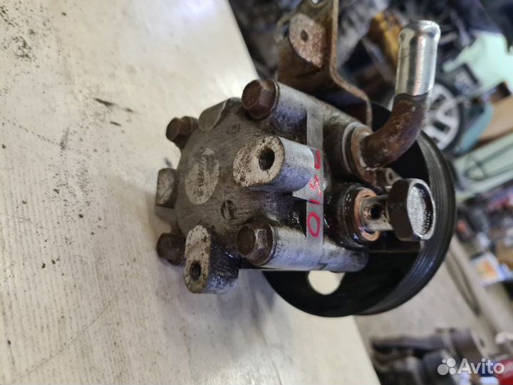 Насос гидроусилителя руля Nissan Murano Z51 VQ35DE