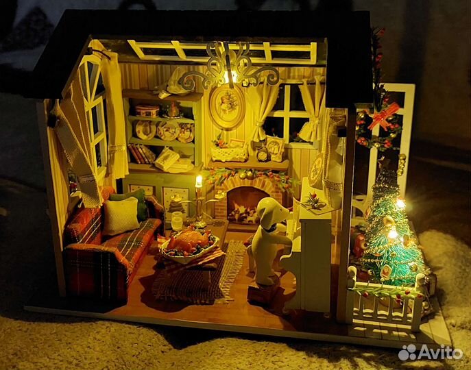 Детский игровой пластиковый домик