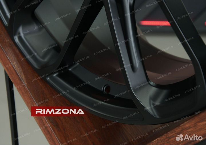 Кованые диски R22 на Porsche Cayenne