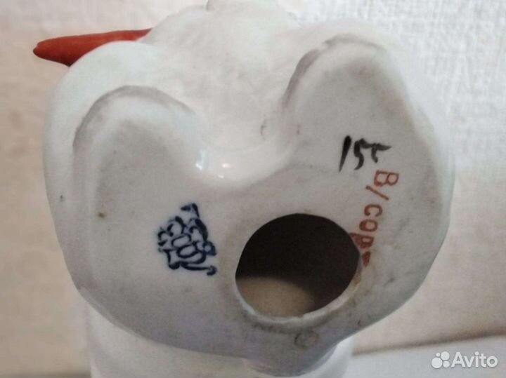 Статуэтки «Заяц с морковкой» 