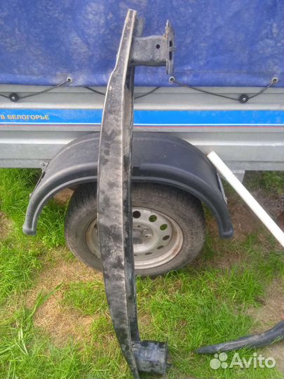 Усилитель заднего бампера volkswagen tiguan 2011