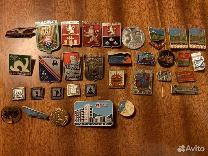 Значки (СССР и иностранные)