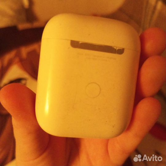 Фейк аирподсы
