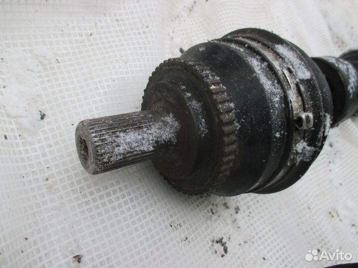 Полуось передняя (привод) S80