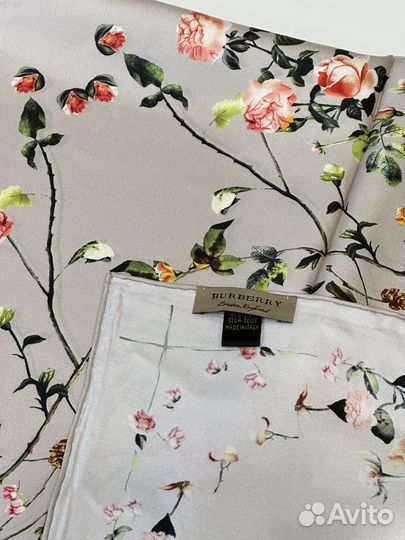 Платок Burberry