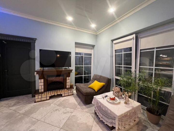 Дом 190 м² на участке 3 сот.