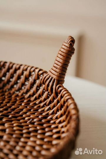 Плетеный поднос