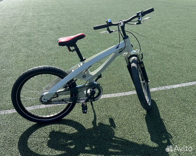 Детский велосипед BMW