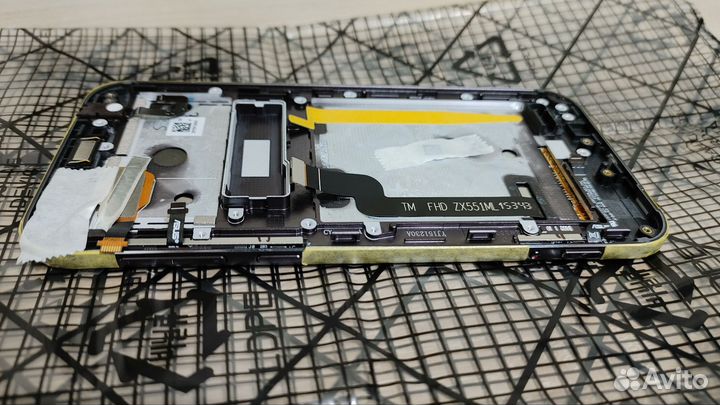 Дисплей asus ZenFone Zoom ZX551ML