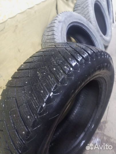Goodyear Ultra Grip Ice Arctic 2 SUV 235/65 R17
