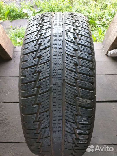 Goform W696 255/55 R19