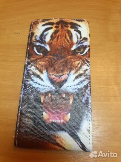 Продам чехол на телефон