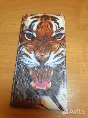 Продам чехол на телефон