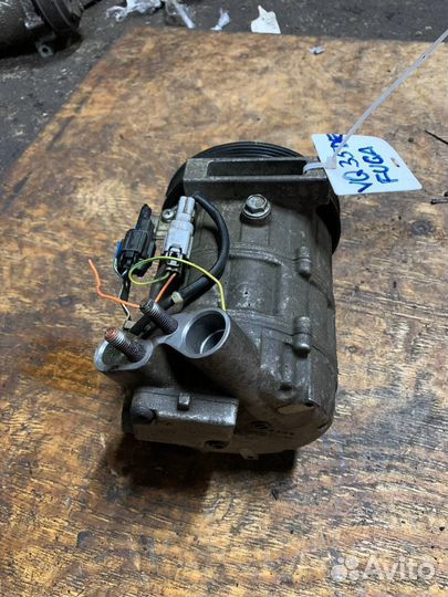 Компрессор кондиционера VQ35de nissan fuga 51