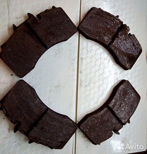 Тормозные колодки дисковые