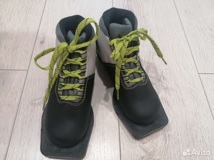 Лыжные ботинки детские 31