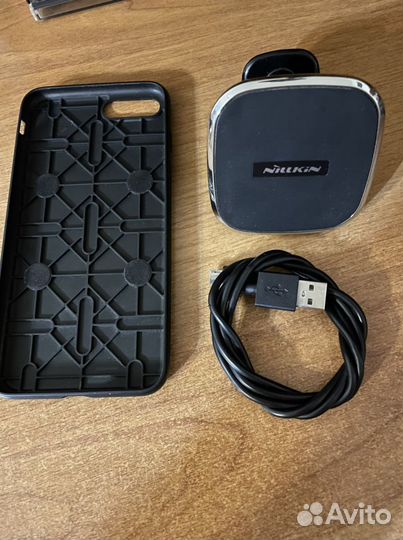 Беспроводная авто зарядка nillkin для айфон 8+