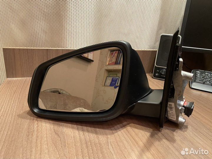 Зеркало боковое левое BMW X1