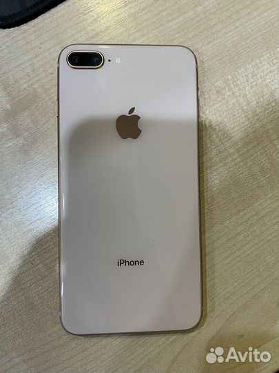 iPhone 8 Plus, 64 ГБ