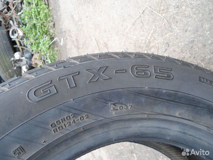 GT Radial Champiro GTX 65 185/65 R13