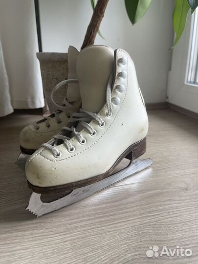 Коньки фигурные профессиональные