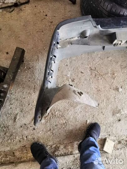 Бампер задний рено логан оригинал серый