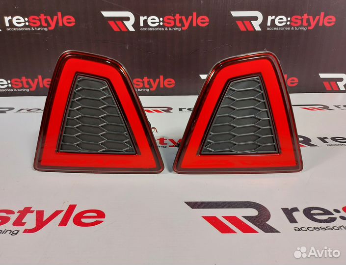 Катафоты Honda Fit с 2014 S332