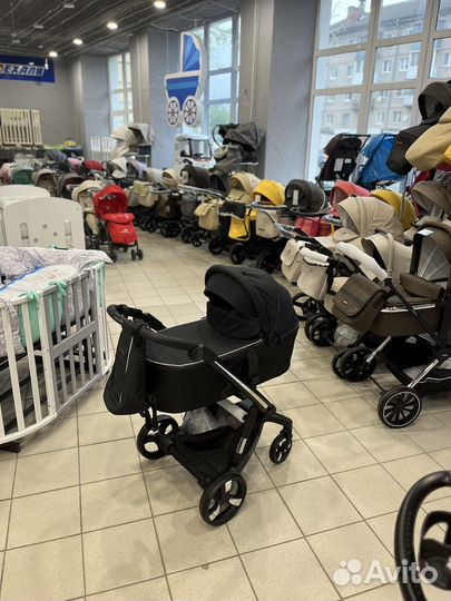 Коляска 2 в 1 с электротормозом новая