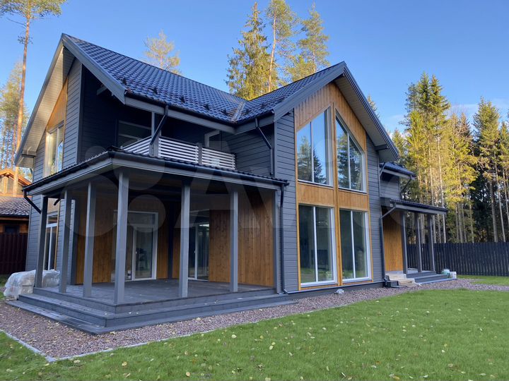 Дом 280 м² на участке 12 сот.