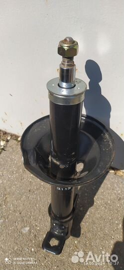 Амортизатор Mazda 626