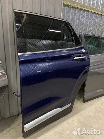 Дверь задняя левая Hyundai Santa fe 4 Tm