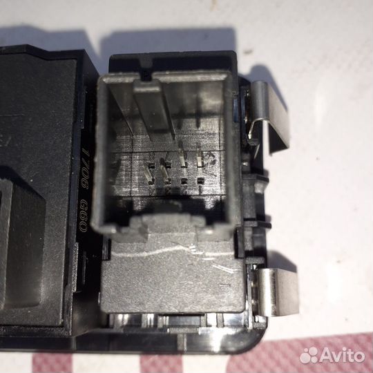 Блок кнопок панели приборов lifan X60