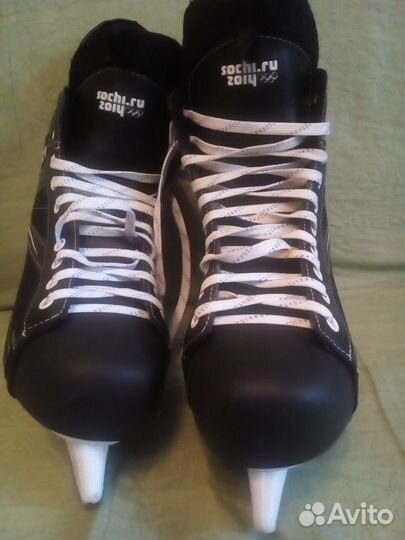 Коньки хоккейные sochi