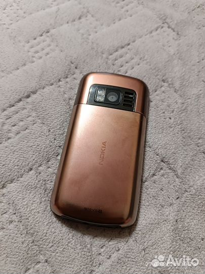 Nokia C6-01