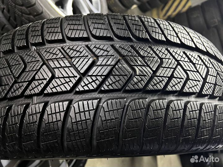 Pirelli Scorpion Ice&Snow 255/45 R20