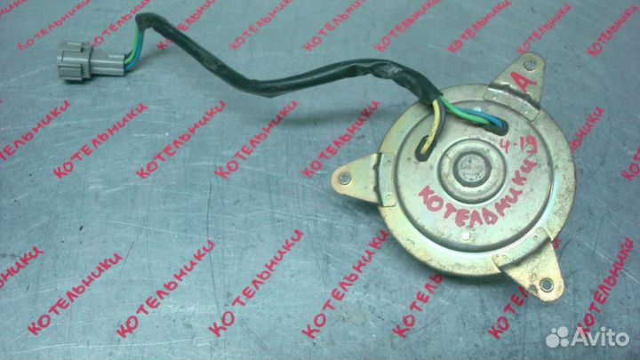 Nissan 21487-1L000 Моторчик вентилятора