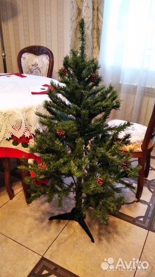 Искусственная новогодняя елка
