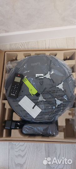Робот пылесос tuvio