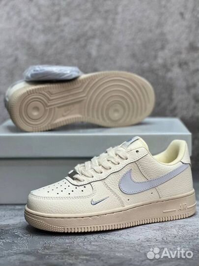 Кроссовки Nike Air Force 1