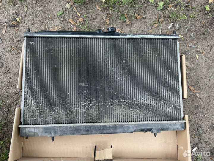 Радиатор охлаждения lancer 9
